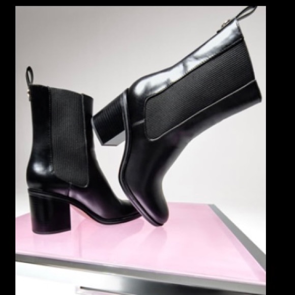 Zara booties - Picture 1 of 1